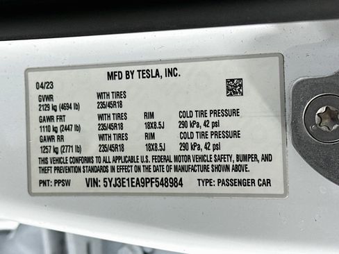 Used 2023 Tesla Model 3 Standard Range RWD image 12