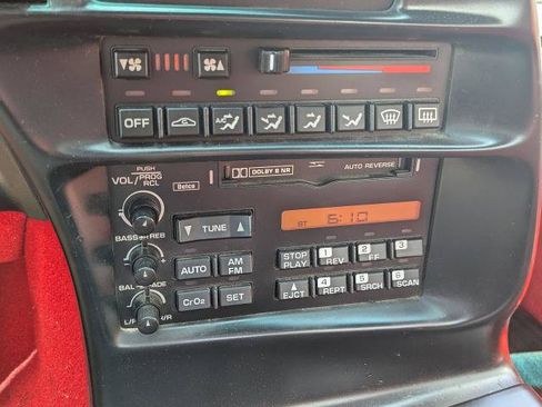 Used 1996 Chevrolet Corvette Coupe RWD image 18
