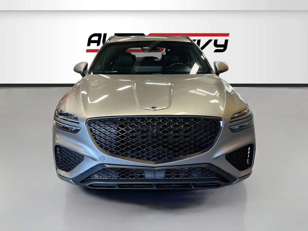 Used 2022 Genesis GV70 2.5T w/ Sport Prestige Package AWD/4WD image 2