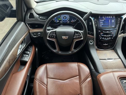 Used 2016 Cadillac Escalade Premium RWD image 14