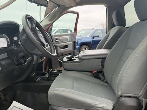 Used 2015 RAM 2500 Tradesman w/ Chrome Appearance Group image 12