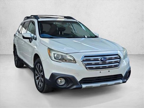 Used 2017 Subaru Outback 3.6R Limited image 3
