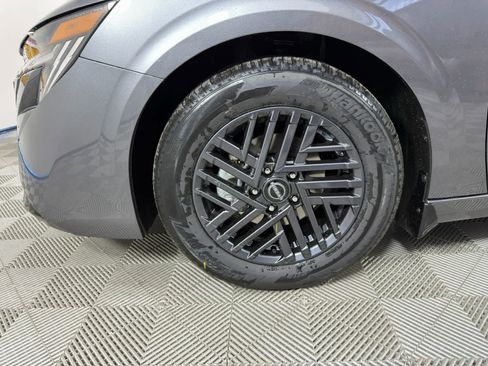 New 2026 Nissan Sentra SV w/ SV Convenience Package FWD image 10
