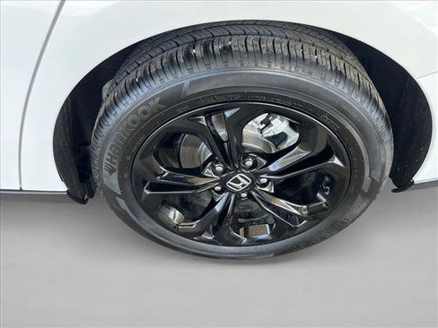 Certified 2025 Honda Accord SE image 24