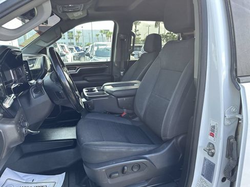 Used 2024 Chevrolet Silverado 2500 LT w/ Convenience Package AWD/4WD image 11