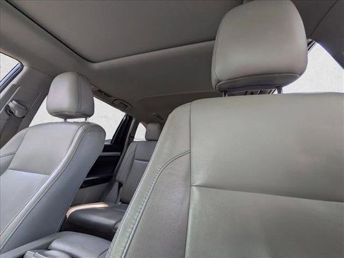 Used 2018 Toyota Highlander XLE AWD/4WD image 16