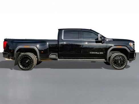 Used 2023 GMC Sierra 3500 Denali w/ Denali Ultimate Package image 4