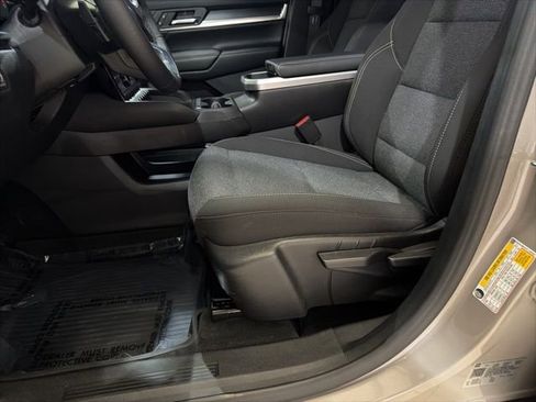 Used 2026 GMC Terrain Elevation w/ Technology Package II image 9