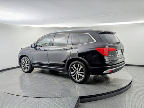 Used 2016 Honda Pilot Touring image 4
