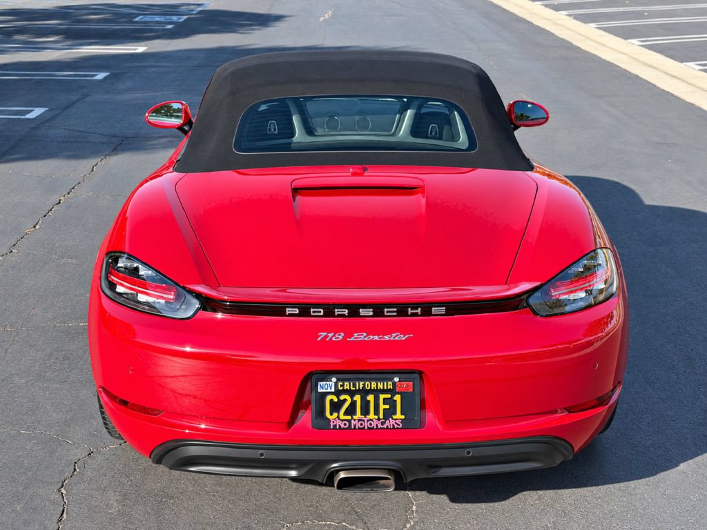 Used 2020 Porsche 718 Boxster RWD image 12