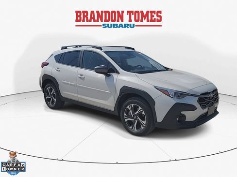 Used 2024 Subaru Crosstrek 2.0i Premium AWD/4WD image 2