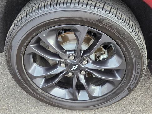 Used 2025 Dodge Durango R/T w/ Blacktop Package AWD/4WD image 10