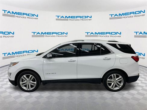 Used 2020 Chevrolet Equinox Premier image 2