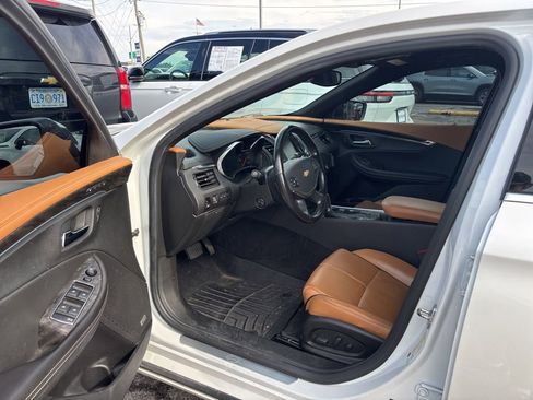 Used 2015 Chevrolet Impala LTZ FWD image 5