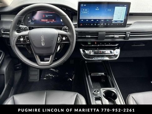 New 2026 Lincoln Corsair Premiere image 23
