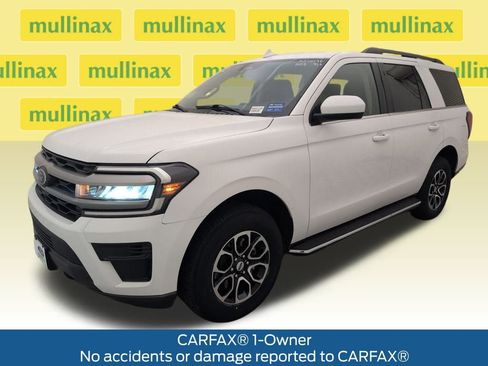 Certified 2023 Ford Expedition XLT image 15