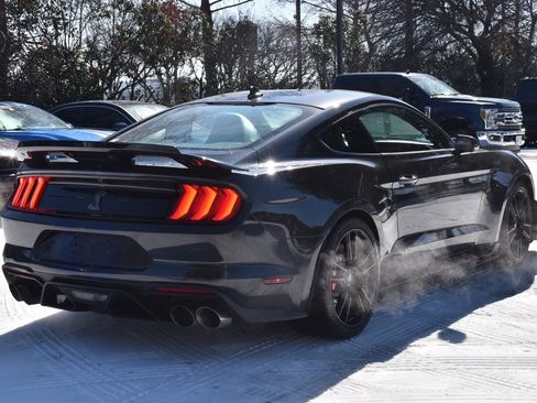 Used 2022 Ford Mustang Shelby GT500 w/ Technology Package image 8