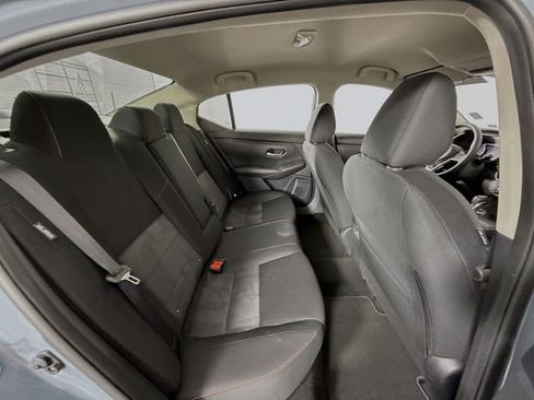 Certified 2025 Nissan Sentra SR w/ Midnight Edition image 28