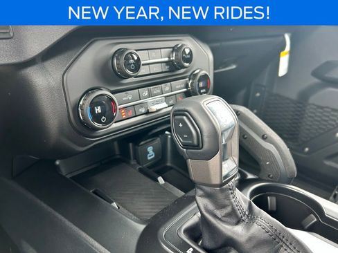 New 2025 Ford Bronco Big Bend w/ Black Diamond Package image 30