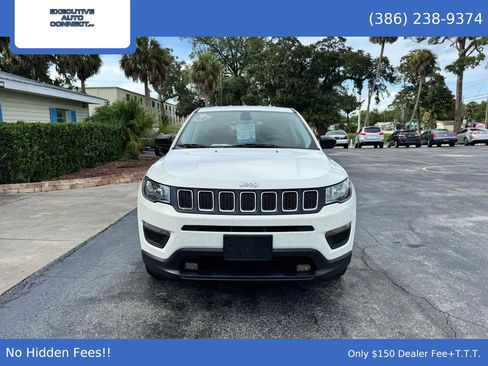 Used 2018 Jeep Compass Sport image 2