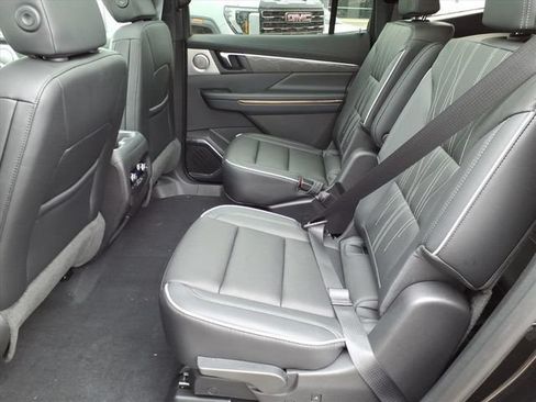 New 2026 Buick Enclave Avenir w/ Super Cruise Package AWD/4WD image 7