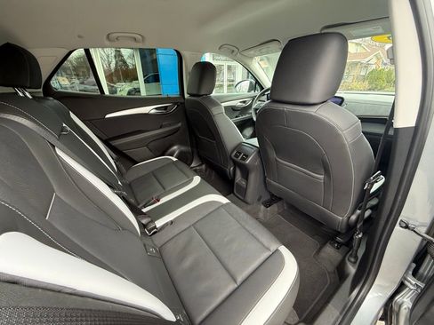 Used 2025 Buick Envision Sport Touring AWD/4WD image 35