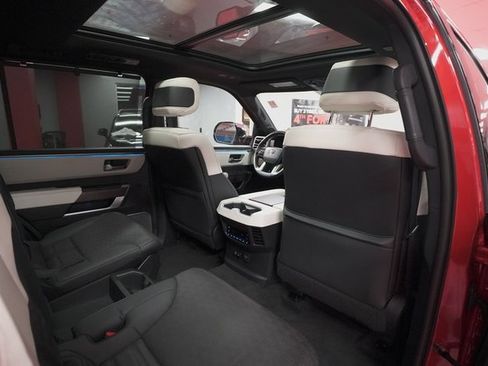 Certified 2023 Toyota Sequoia Capstone image 28