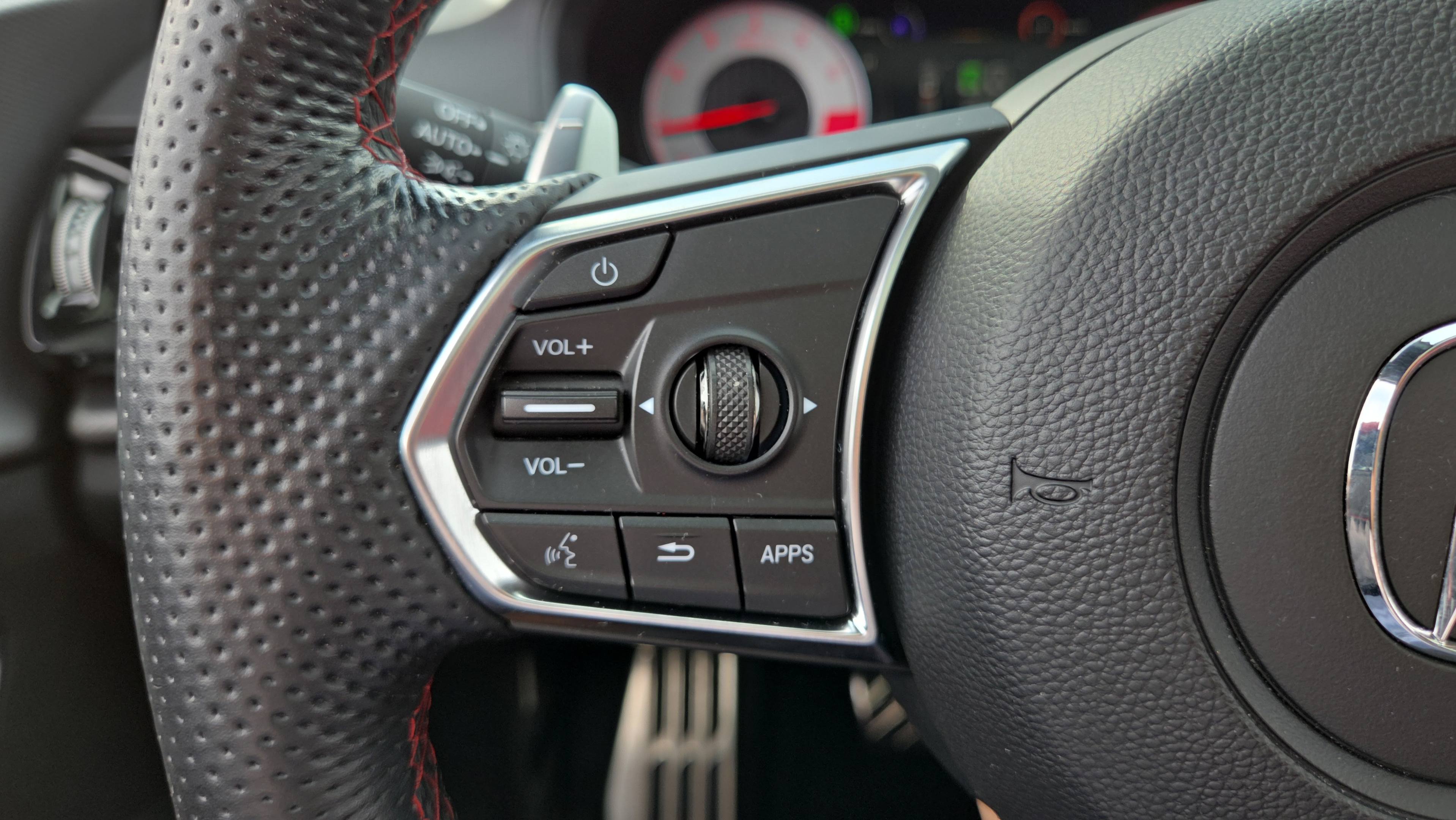 Used 2023 Acura RDX w/ Advance Package FWD image 23
