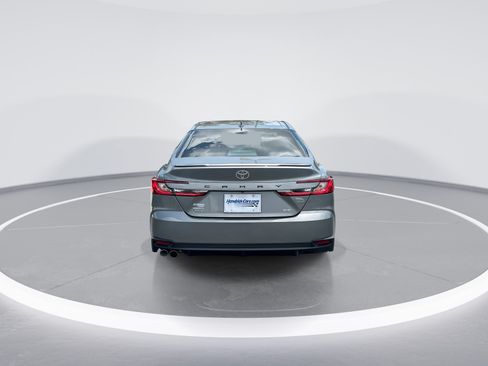 Used 2026 Toyota Camry SE w/ Multimedia Upgrade Package FWD image 8
