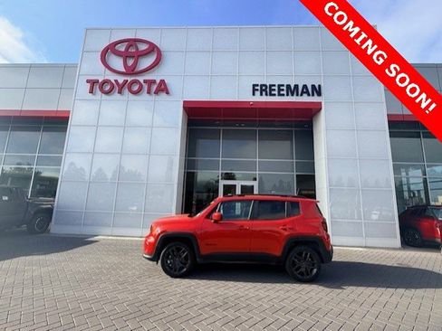 Used 2022 Jeep Renegade Latitude w/ Sun/Sound Group image 1
