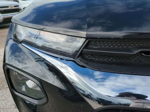 Used 2023 Chevrolet TrailBlazer LT FWD image 10