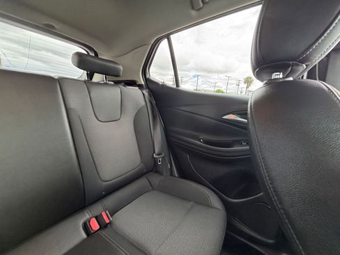 Used 2025 Buick Encore GX Preferred image 38