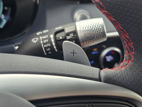 Used 2025 Genesis GV70 2.5T Sport Prestige w/ Sport Prestige Package image 13