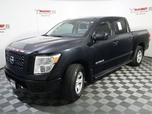 Used 2019 Nissan Titan S w/ S Utility Package image 9