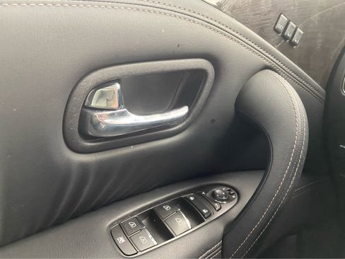 Used 2024 Nissan Armada Platinum w/ Captain's Chairs Package image 42