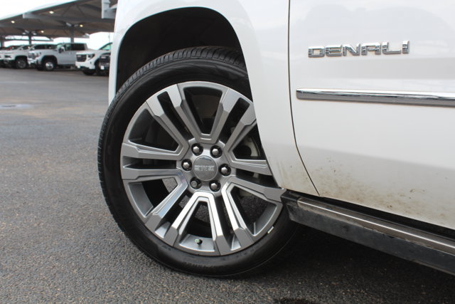 Used 2018 GMC Yukon Denali w/ Denali Ultimate Package AWD/4WD image 13
