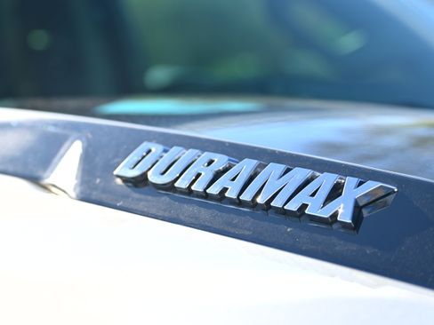 Used 2022 Chevrolet Silverado 1500 LT Trail Boss w/ LT Trail Boss Premium Package image 8