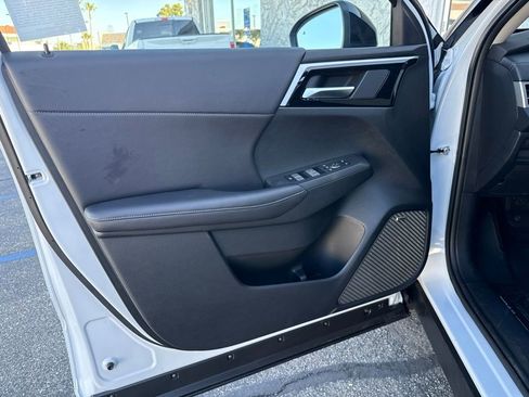 New 2026 Mitsubishi Outlander AWD image 18