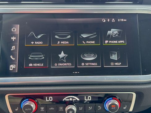 Certified 2024 Audi Q3 2.0T Premium AWD/4WD image 23