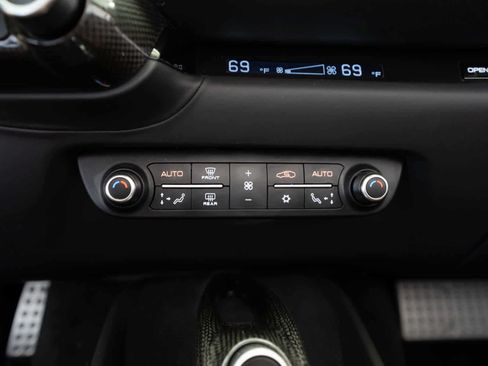 Used 2022 Ferrari 812 GTS RWD image 29