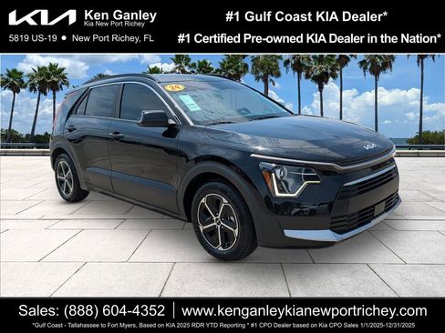 Certified 2024 Kia Niro EX FWD image 1