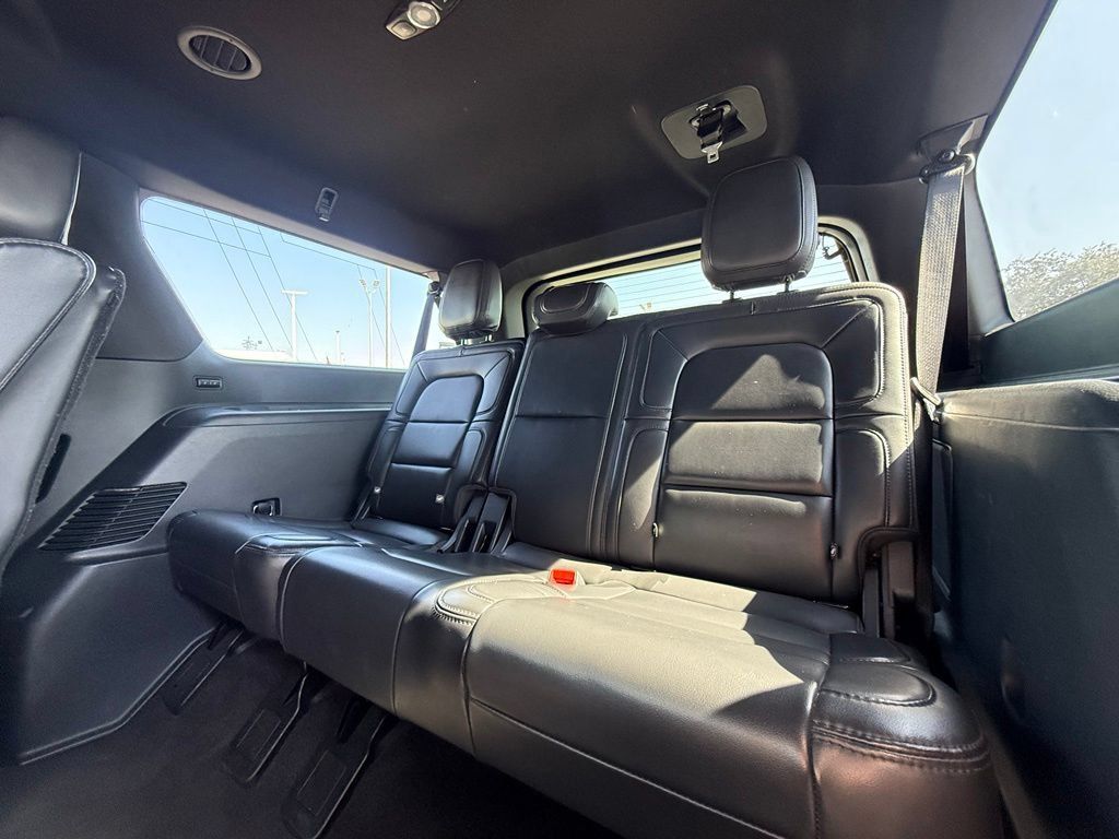 Used 2022 Lincoln Navigator L 4WD image 40