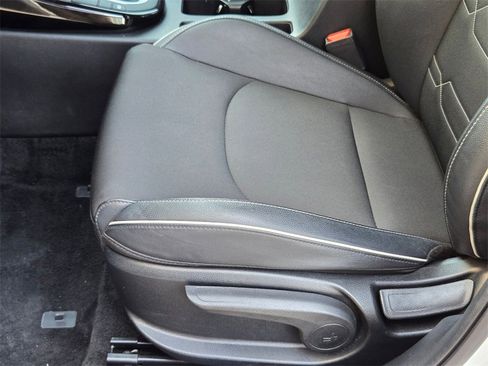 Used 2024 Kia Forte GT-Line w/ GT-Line Premium Package image 14