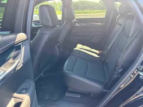 Used 2025 Cadillac XT5 Premium Luxury w/ Technology Package AWD/4WD image 18