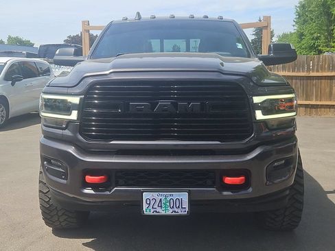 Used 2020 RAM 2500 Laramie w/ Night Edition AWD/4WD image 2