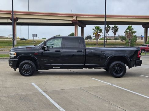 Used 2020 RAM 3500 Laramie image 9