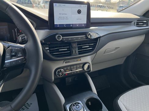 Used 2023 Ford Escape Active image 23