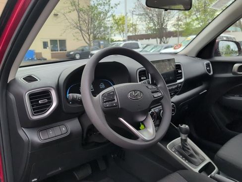 New 2026 Hyundai Venue SE image 10