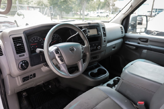 Used 2021 Nissan NV 3500 SV RWD image 16