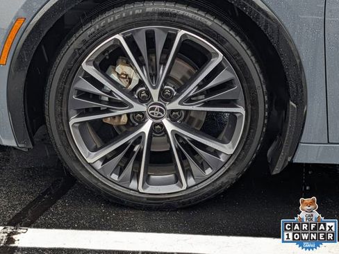 Used 2024 Toyota Prius Limited image 24